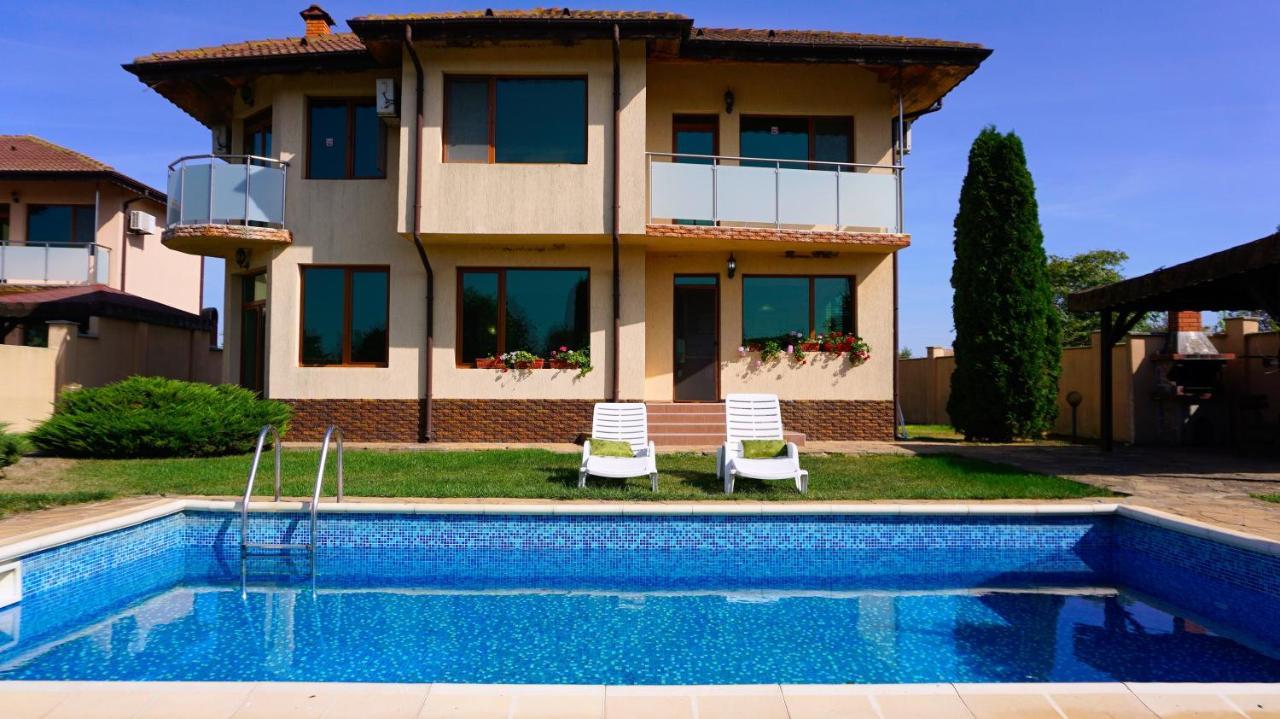 Вила Ваня - Villa Vania Bŭlgarevo Exterior foto