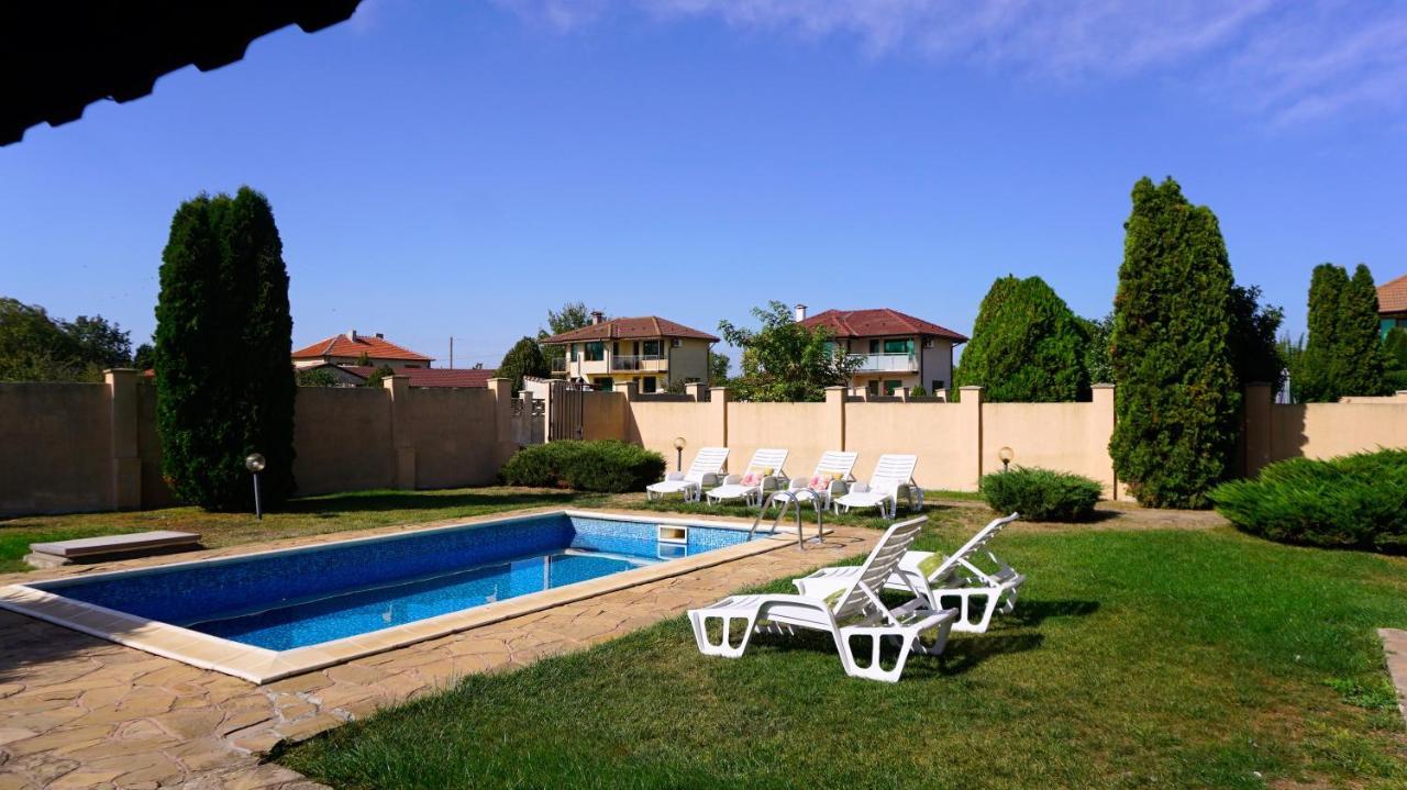 Вила Ваня - Villa Vania Bŭlgarevo Exterior foto